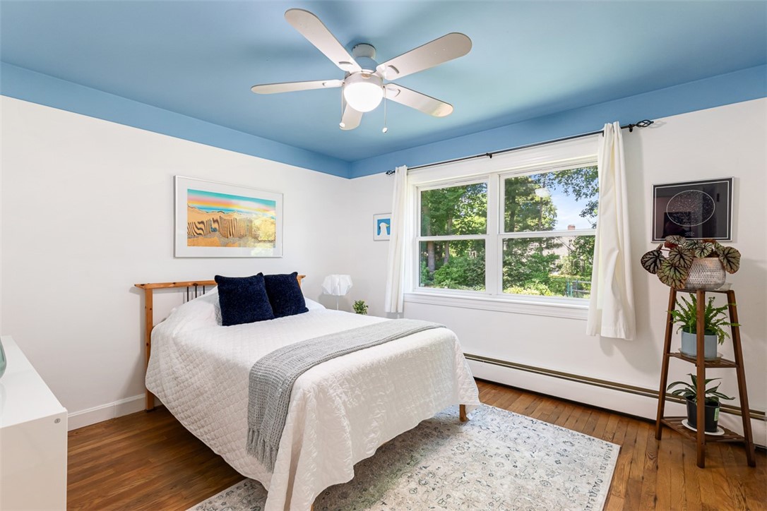 71 Primrose Hill Road Barrington, RI 02806 - Photo 28 of 49 Bedroom #3