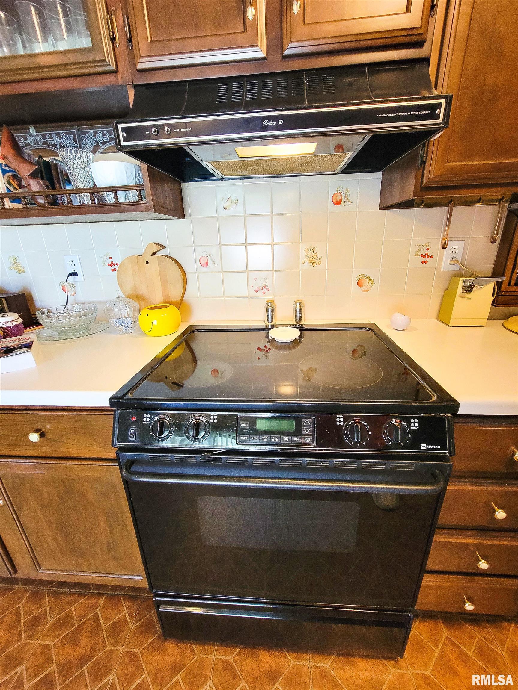 918 West 5th Street Flora, IL 62839 - Photo 17 of 74