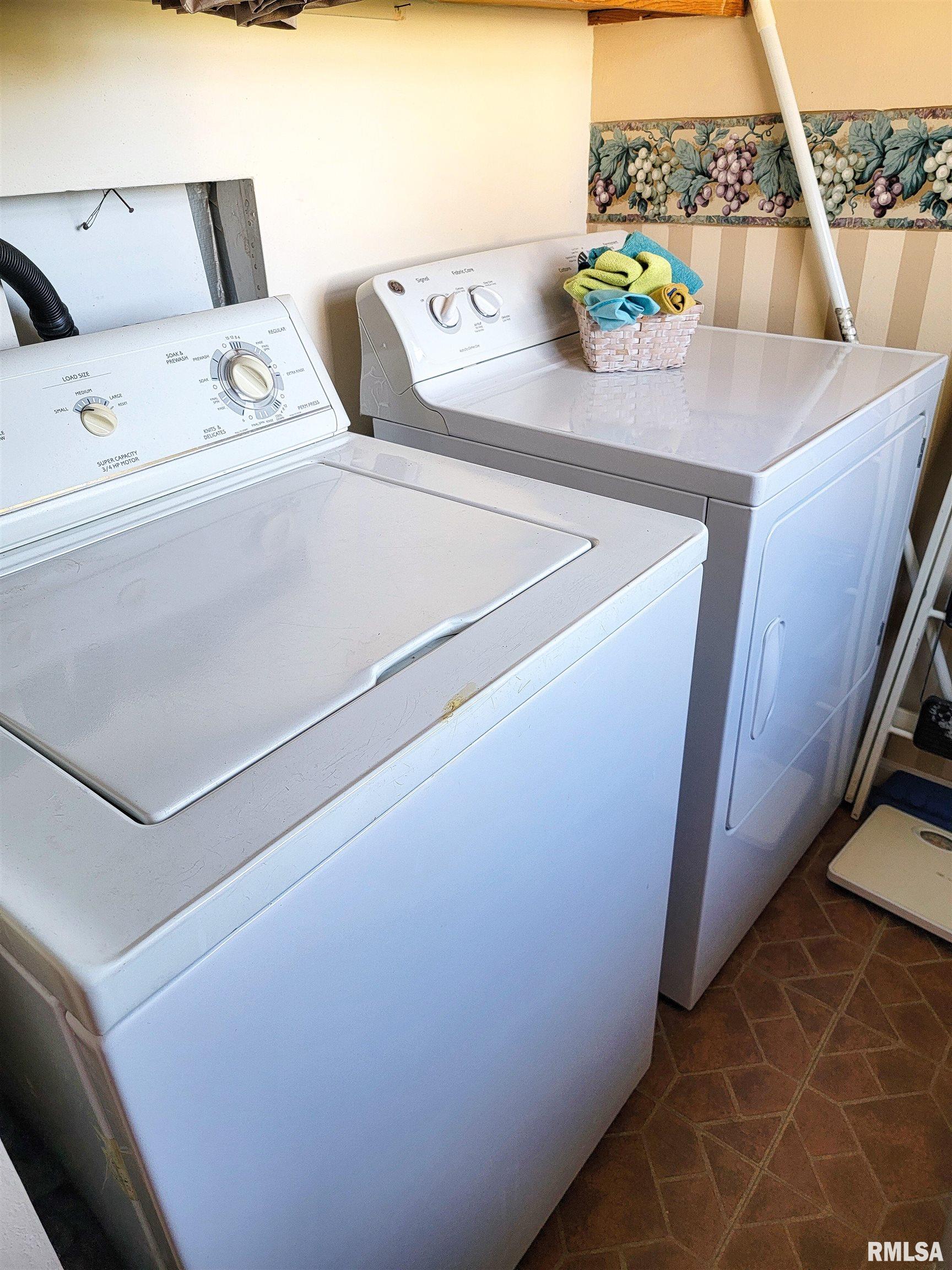 918 West 5th Street Flora, IL 62839 - Photo 24 of 74