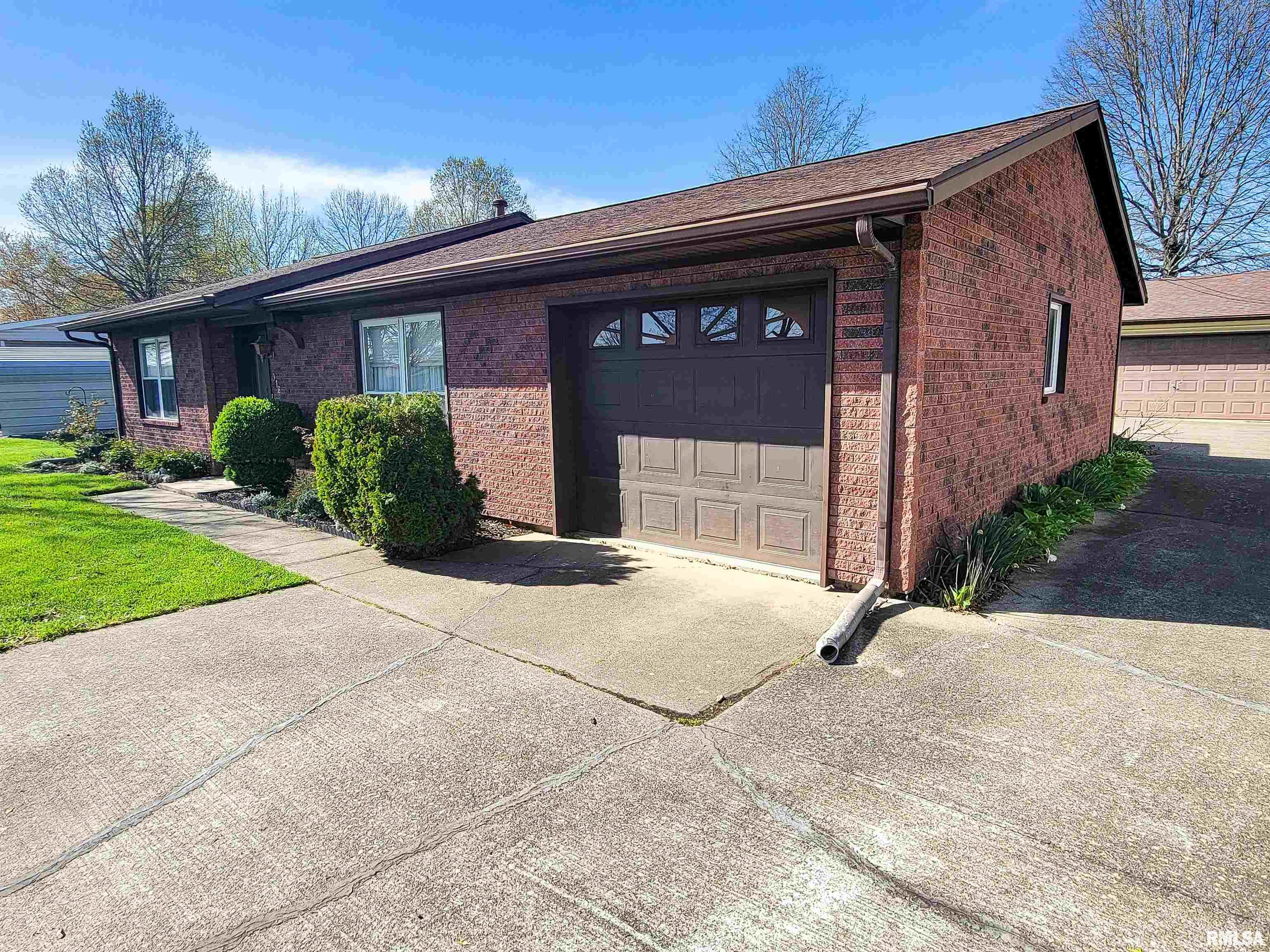 918 West 5th Street Flora, IL 62839 - Photo 45 of 74