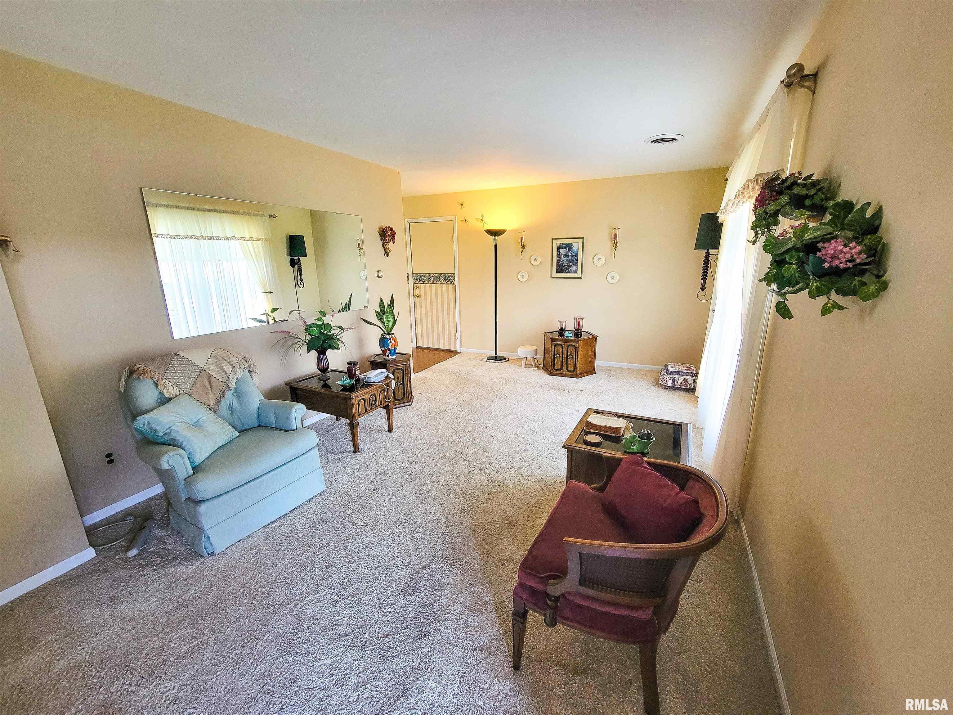 918 West 5th Street Flora, IL 62839 - Photo 5 of 74