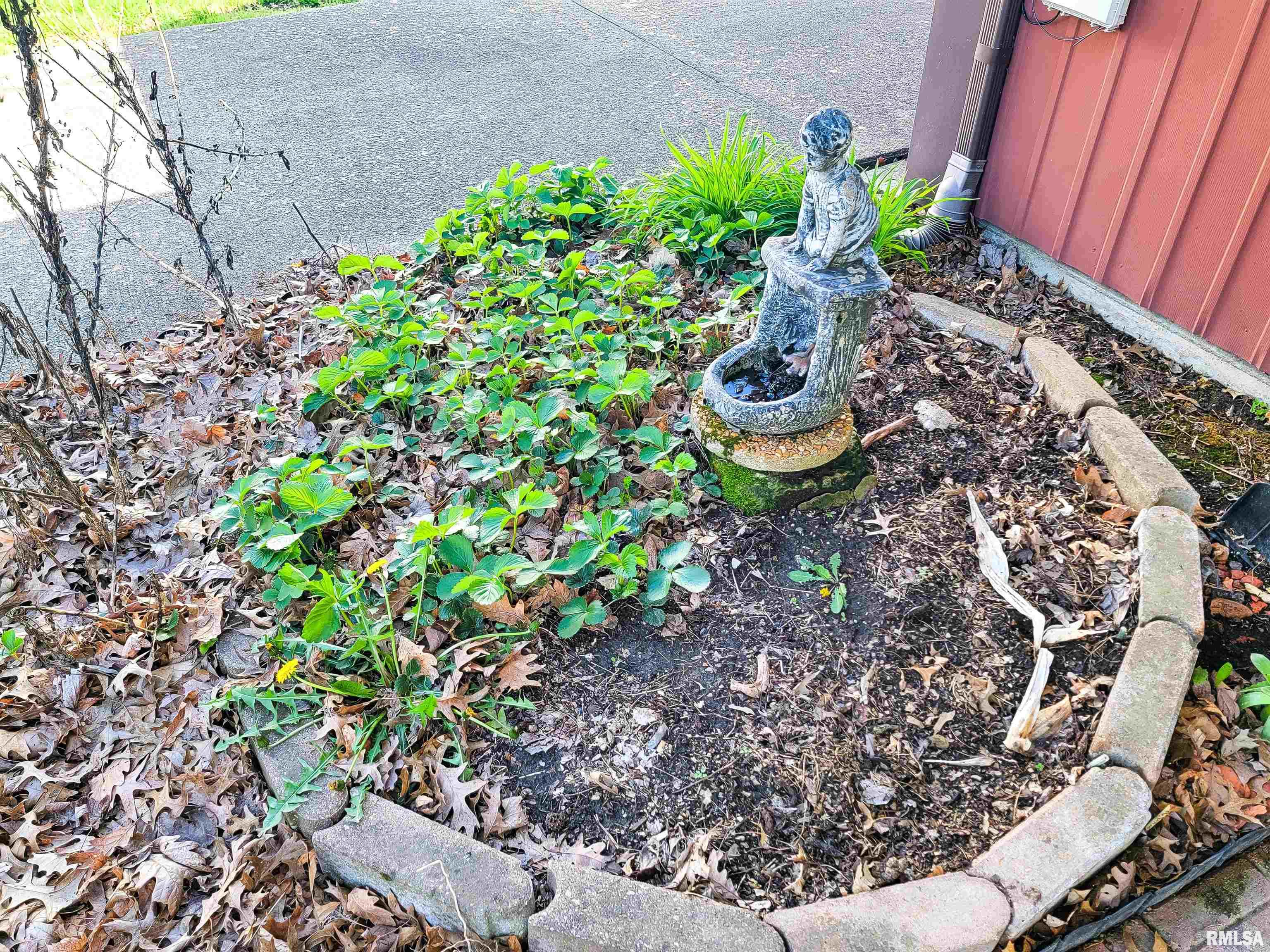 918 West 5th Street Flora, IL 62839 - Photo 56 of 74