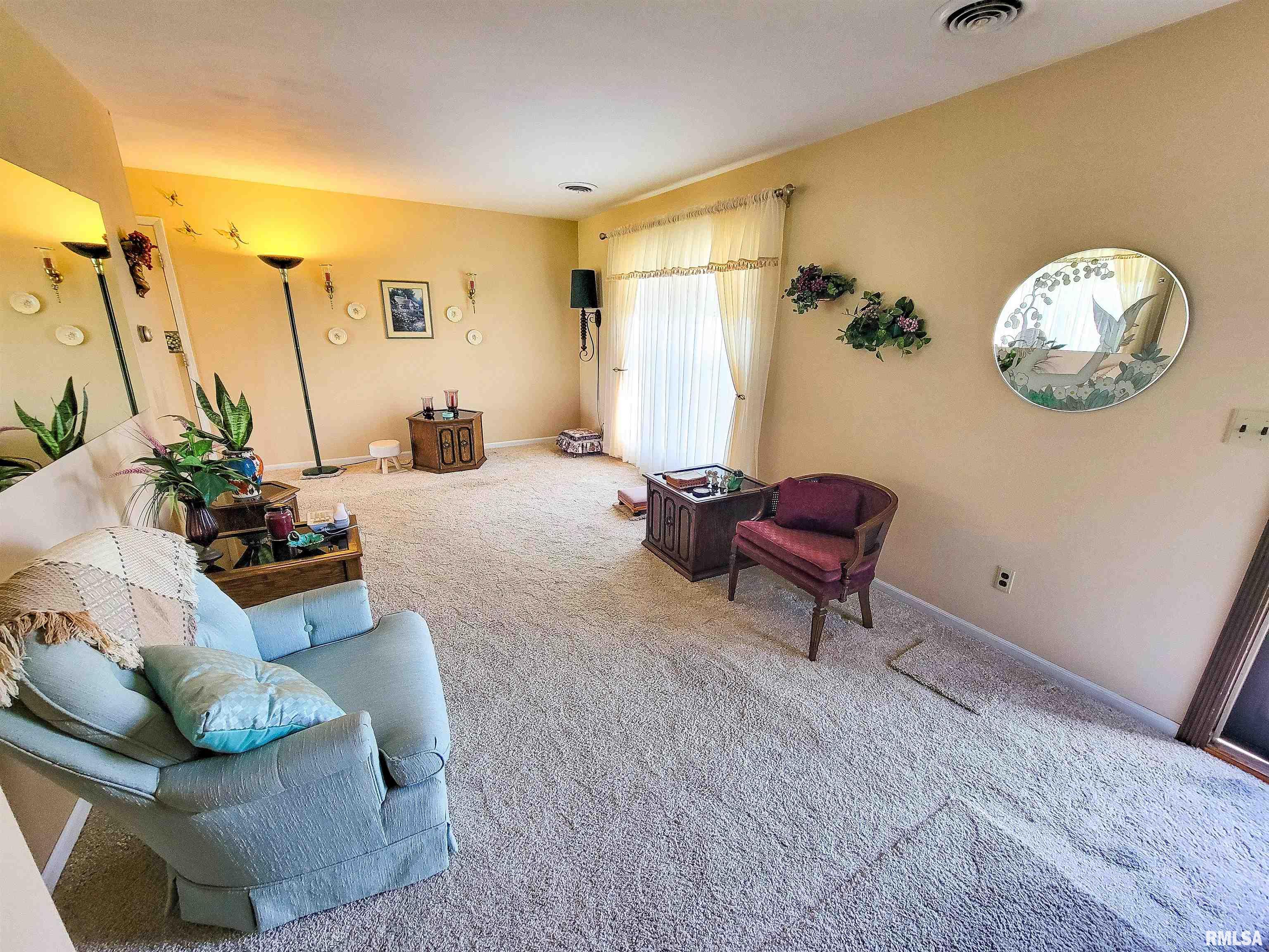 918 West 5th Street Flora, IL 62839 - Photo 8 of 74