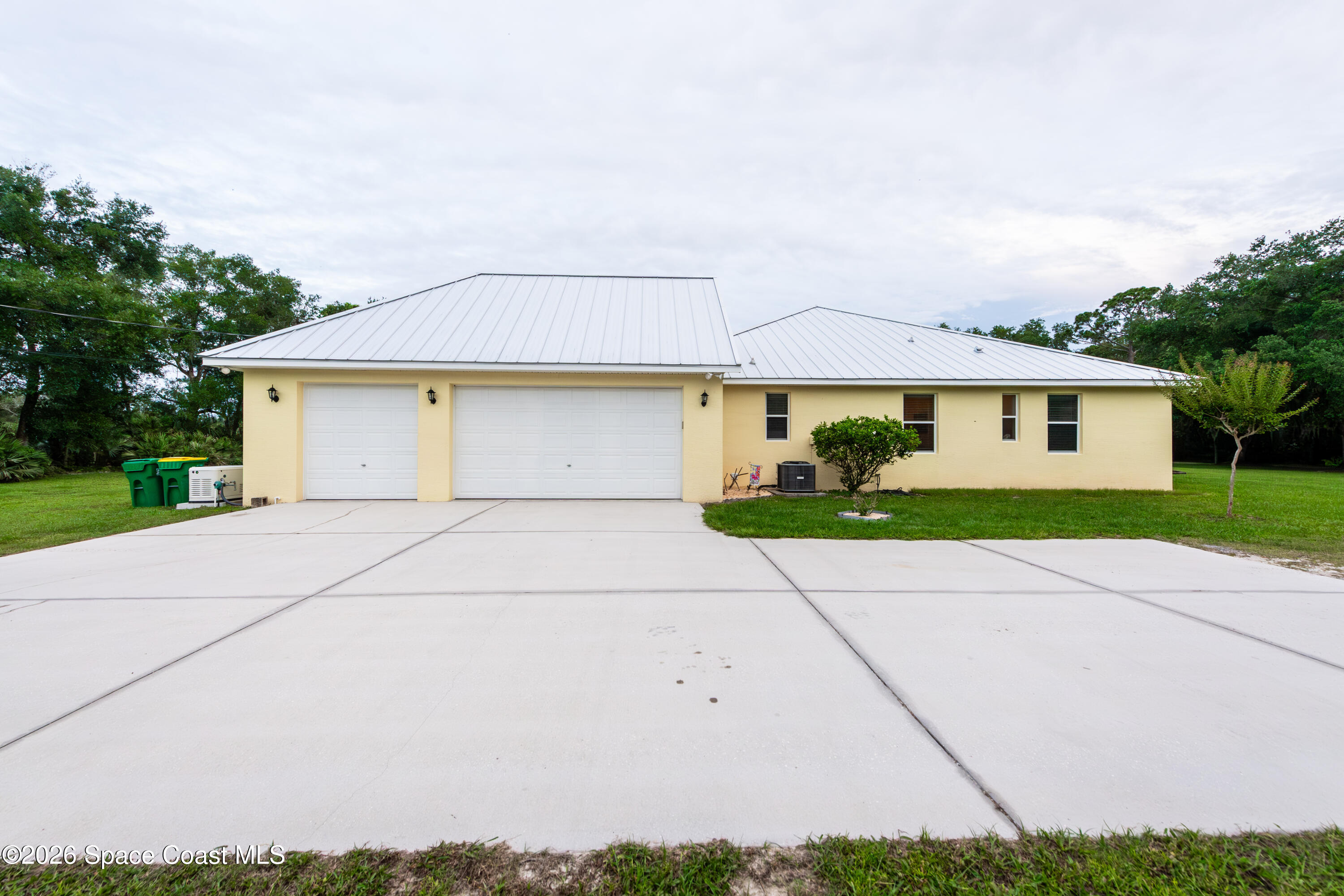 5361 Coleda Lane Mims, FL 32754 - Photo 35 of 43 Driveway
