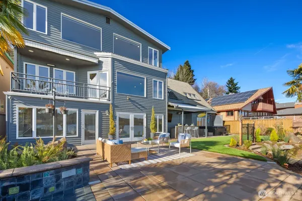 $4,649,000 | 14014 Riviera Place Northeast, Seattle, WA 98125