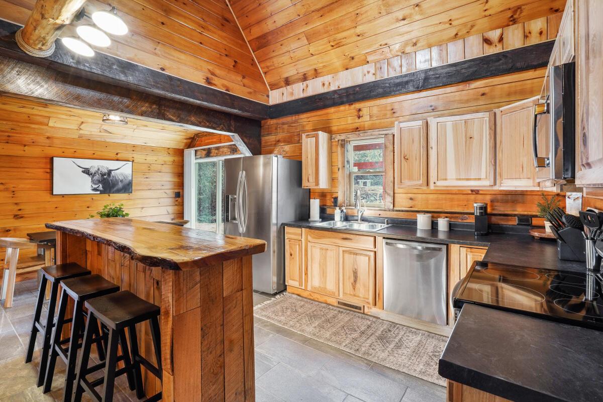 36933 Maysville-Greendale Road Logan, OH 43138 - Photo 25 of 51 Island with live edge top