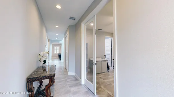 $869,900 | 7553 Poulicny Lane, Melbourne, FL 32940