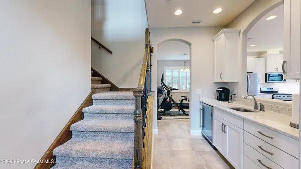 $869,900 | 7553 Poulicny Lane, Melbourne, FL 32940