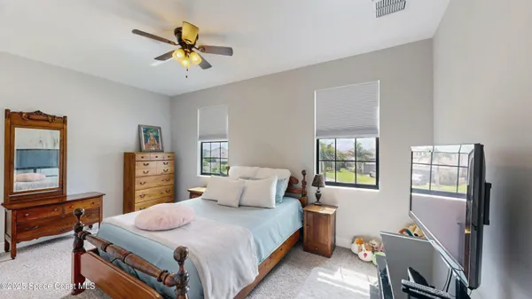 $869,900 | 7553 Poulicny Lane, Melbourne, FL 32940