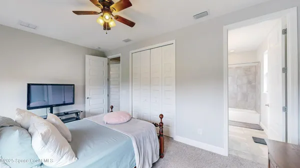 $869,900 | 7553 Poulicny Lane, Melbourne, FL 32940