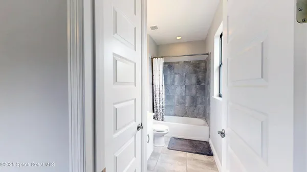 $869,900 | 7553 Poulicny Lane, Melbourne, FL 32940