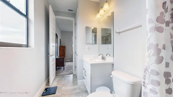 $869,900 | 7553 Poulicny Lane, Melbourne, FL 32940