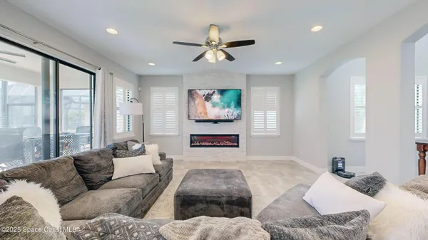 $869,900 | 7553 Poulicny Lane, Melbourne, FL 32940