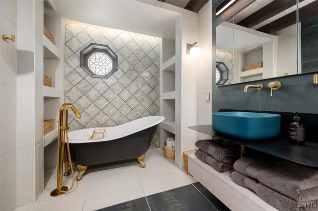 $749,000 | 3595 Military Road, Newport, NY 13416