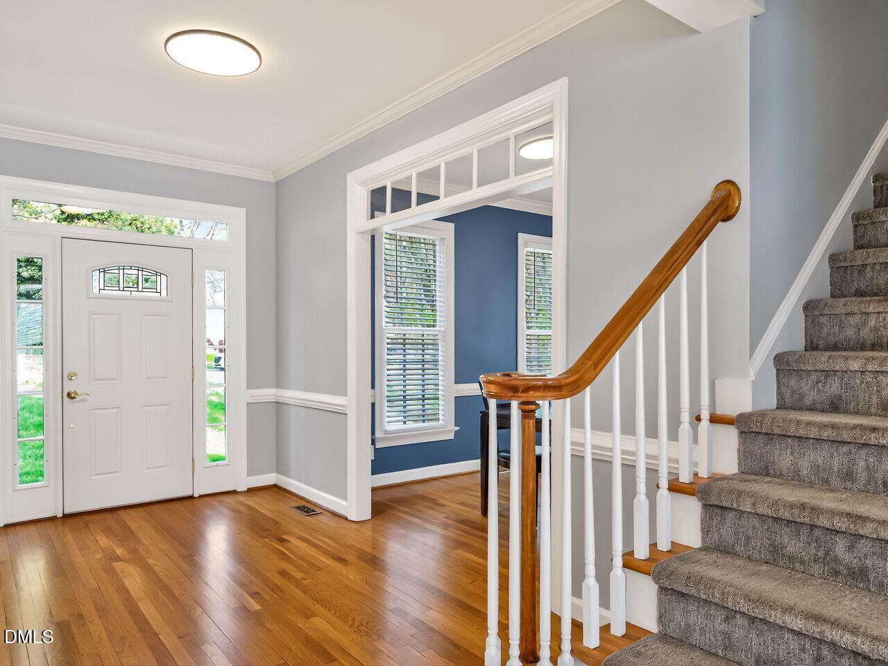 3100 Anderson Drive Raleigh, NC 27609 - Photo 9 of 36 Foyer