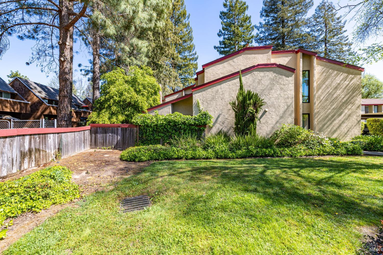 59 Redwood Court Santa Rosa, CA 95409 - Photo 30 of 40