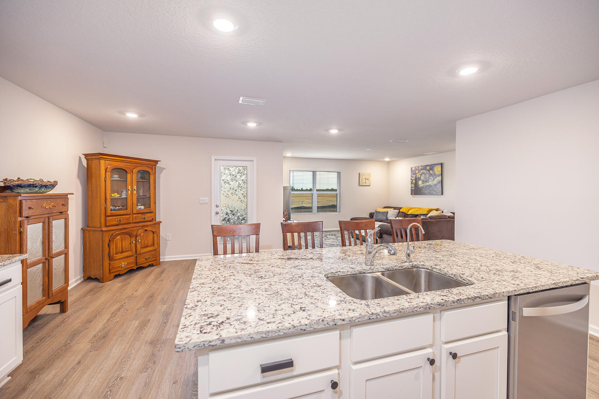 4656 Honor Guard Way Crestview, FL 32539 - Photo 8 of 28 16