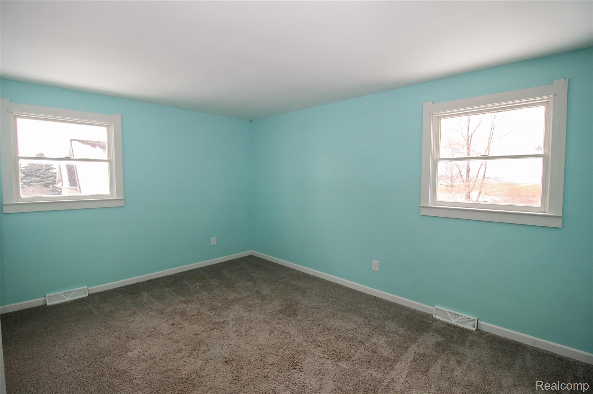 1790 West Fry Road Burt, MI 48417 - Photo 20 of 35 19.JPG