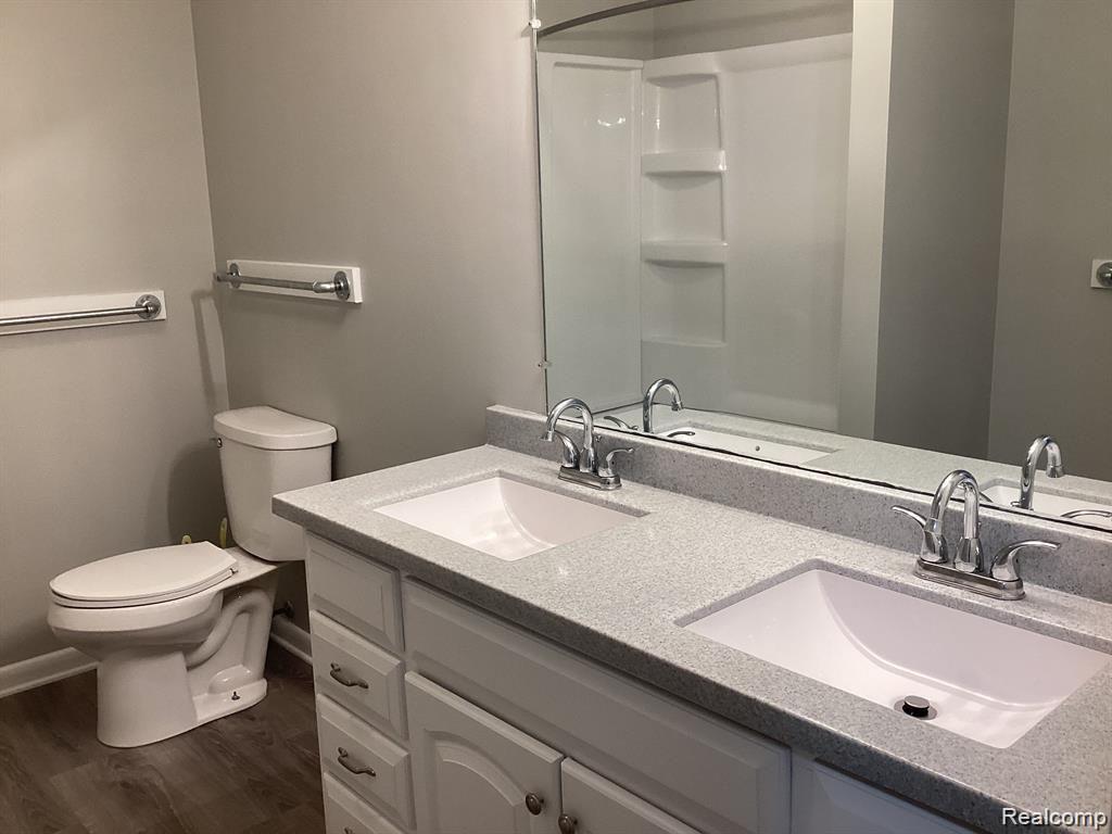 7491 Pinckney Road Pinckney, MI 48169 - Photo 11 of 15
