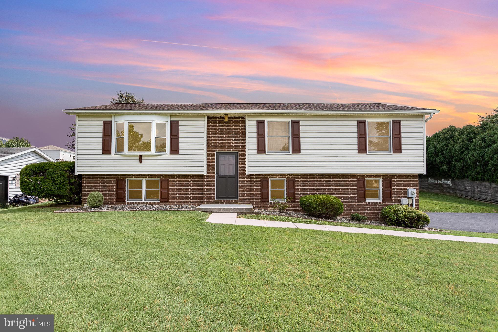 71 Pheasant Ridge Road Hanover, PA 17331 - Photo 2 of 27