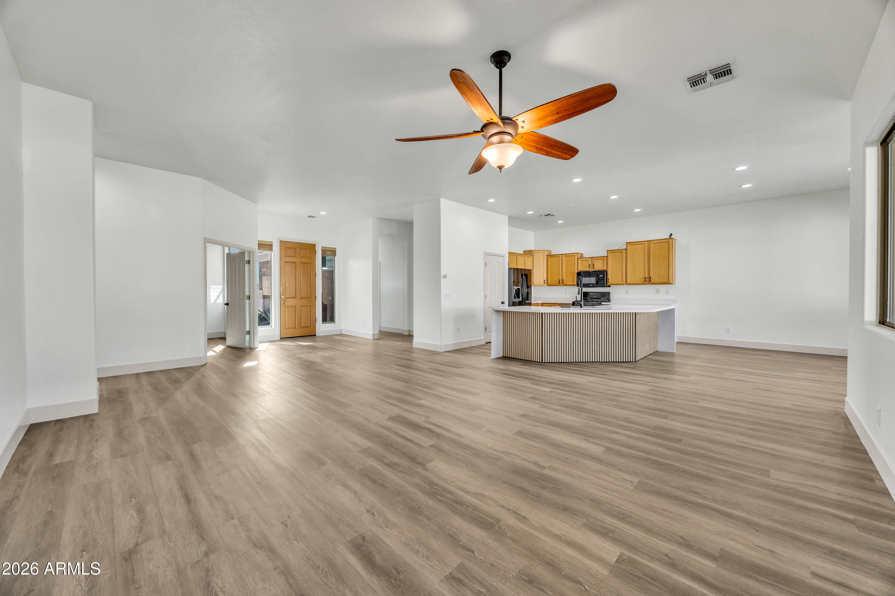 2134 East Springfield Place Chandler, AZ 85225 - Photo 4 of 20