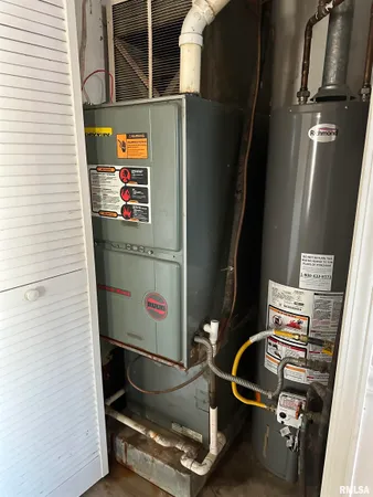 $139,000 | 1130 Sunset Drive, East Peoria, IL 61611