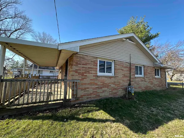 $139,000 | 1130 Sunset Drive, East Peoria, IL 61611