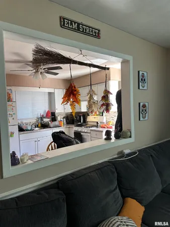 $139,000 | 1130 Sunset Drive, East Peoria, IL 61611