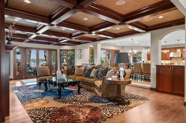 $5,400,000 | 230 Birch Bluff Road, Excelsior, MN 55331