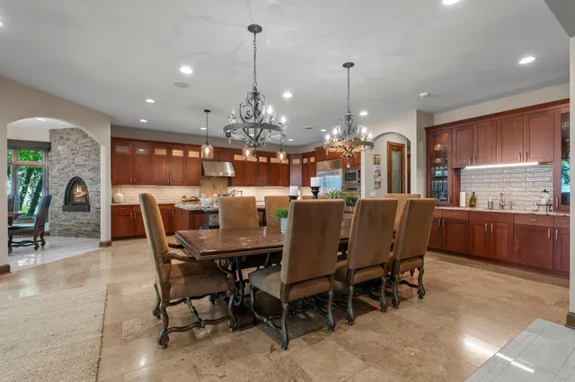 $5,400,000 | 230 Birch Bluff Road, Excelsior, MN 55331