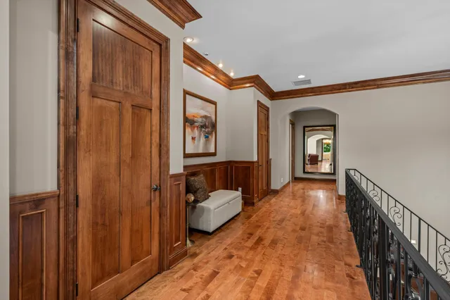 $5,400,000 | 230 Birch Bluff Road, Excelsior, MN 55331