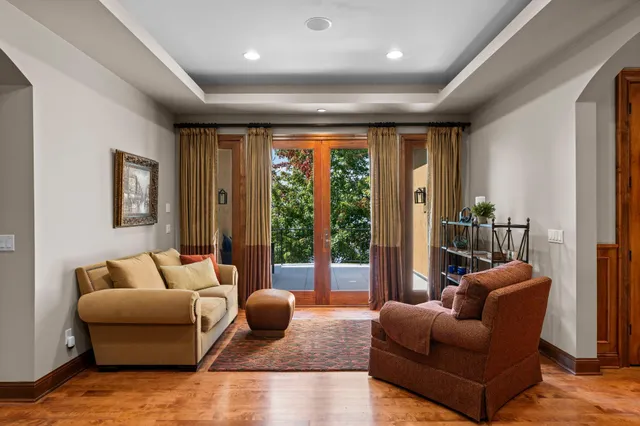 $5,400,000 | 230 Birch Bluff Road, Excelsior, MN 55331