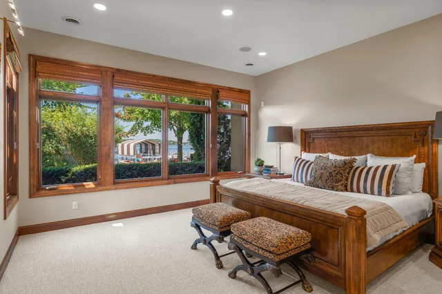 $5,400,000 | 230 Birch Bluff Road, Excelsior, MN 55331