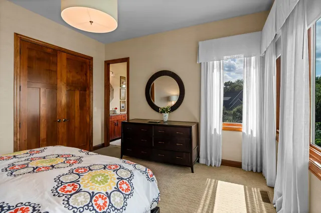 $5,400,000 | 230 Birch Bluff Road, Excelsior, MN 55331