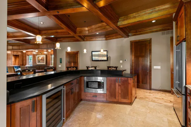 $5,400,000 | 230 Birch Bluff Road, Excelsior, MN 55331