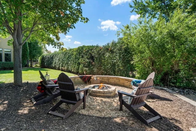 $5,400,000 | 230 Birch Bluff Road, Excelsior, MN 55331