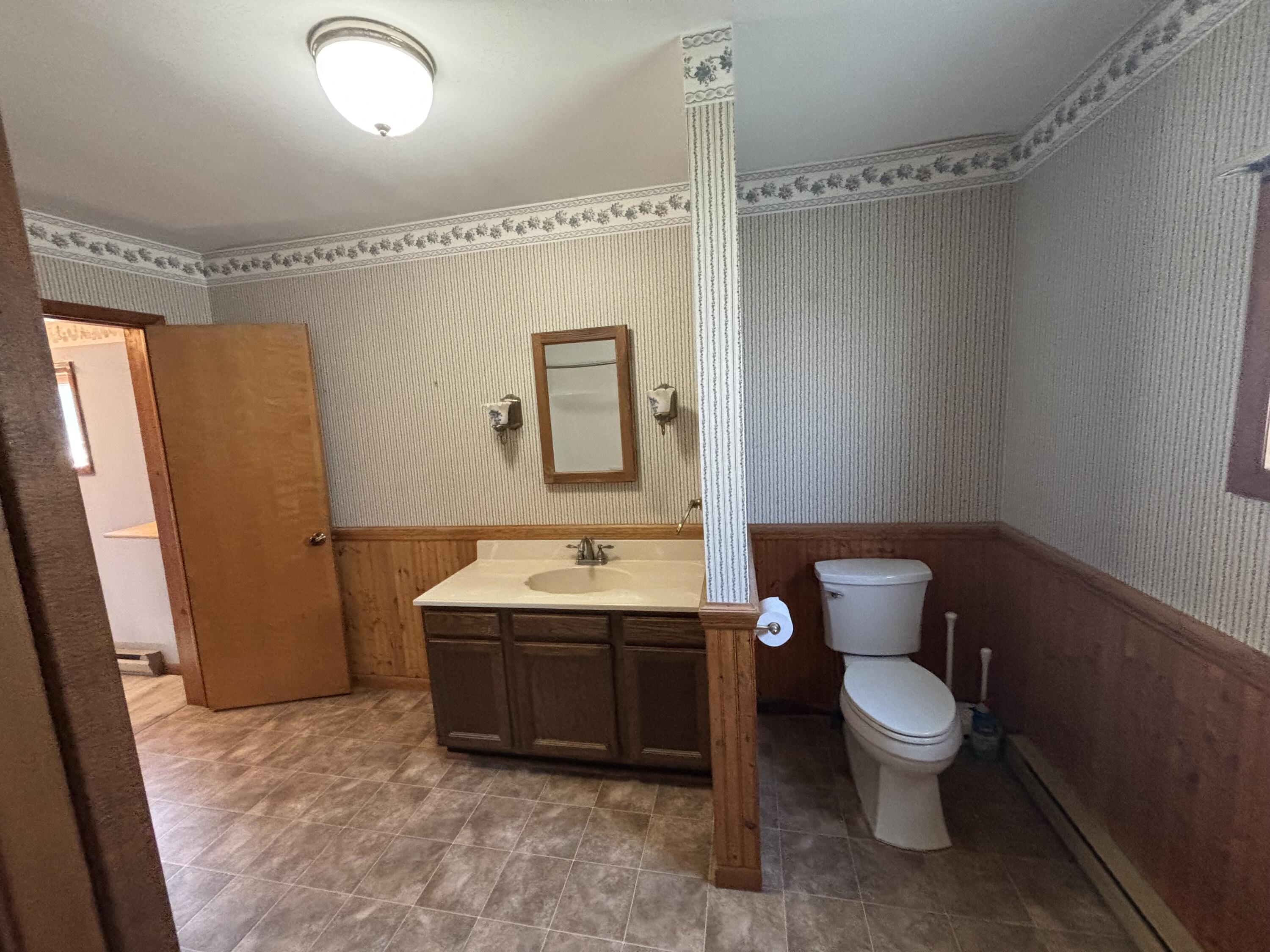 53 Washington Avenue Rouses Point, NY 12979 - Photo 12 of 24