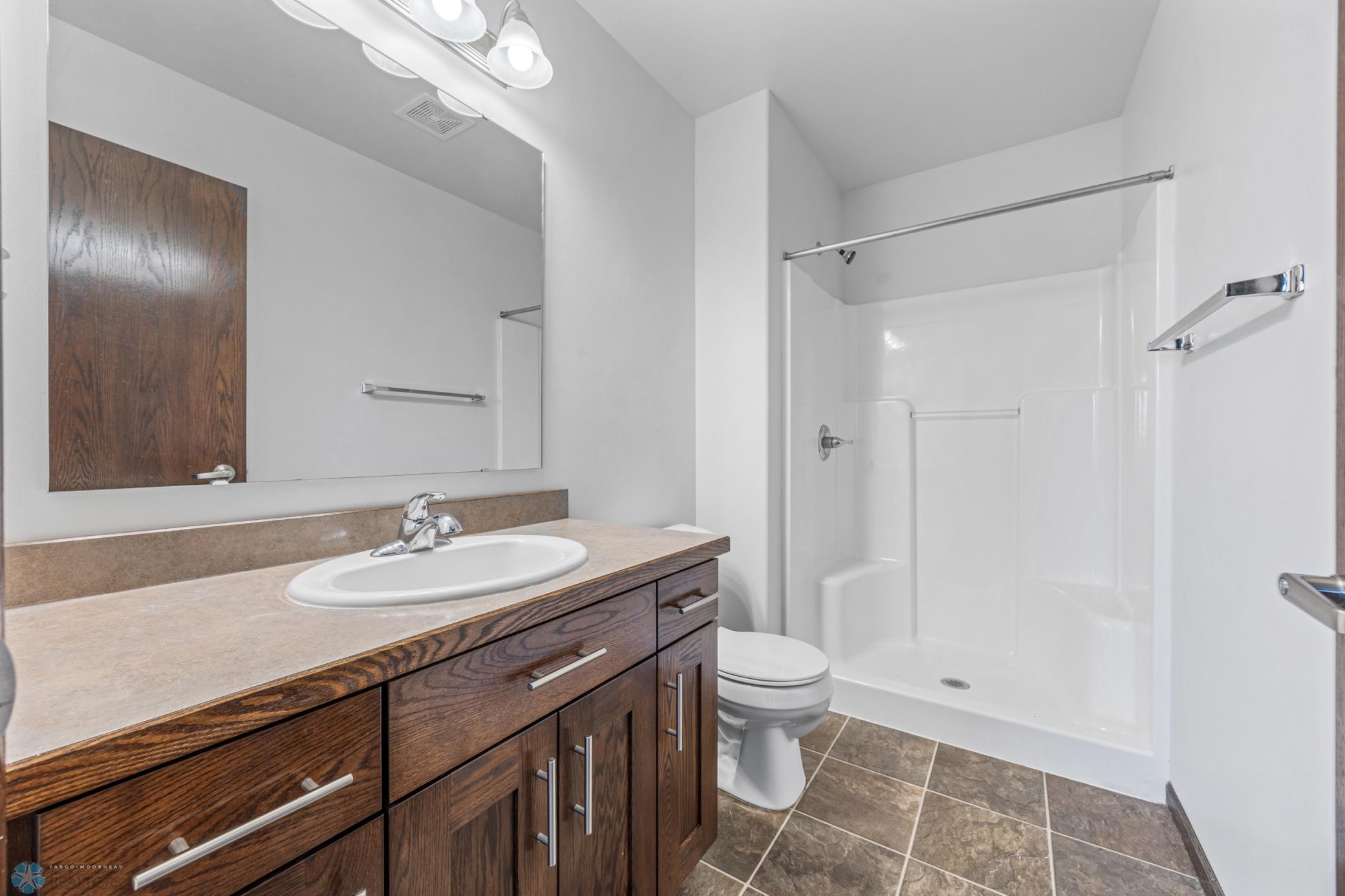 2239 35th St S Circle Moorhead, MN 56560 - Photo 12 of 24