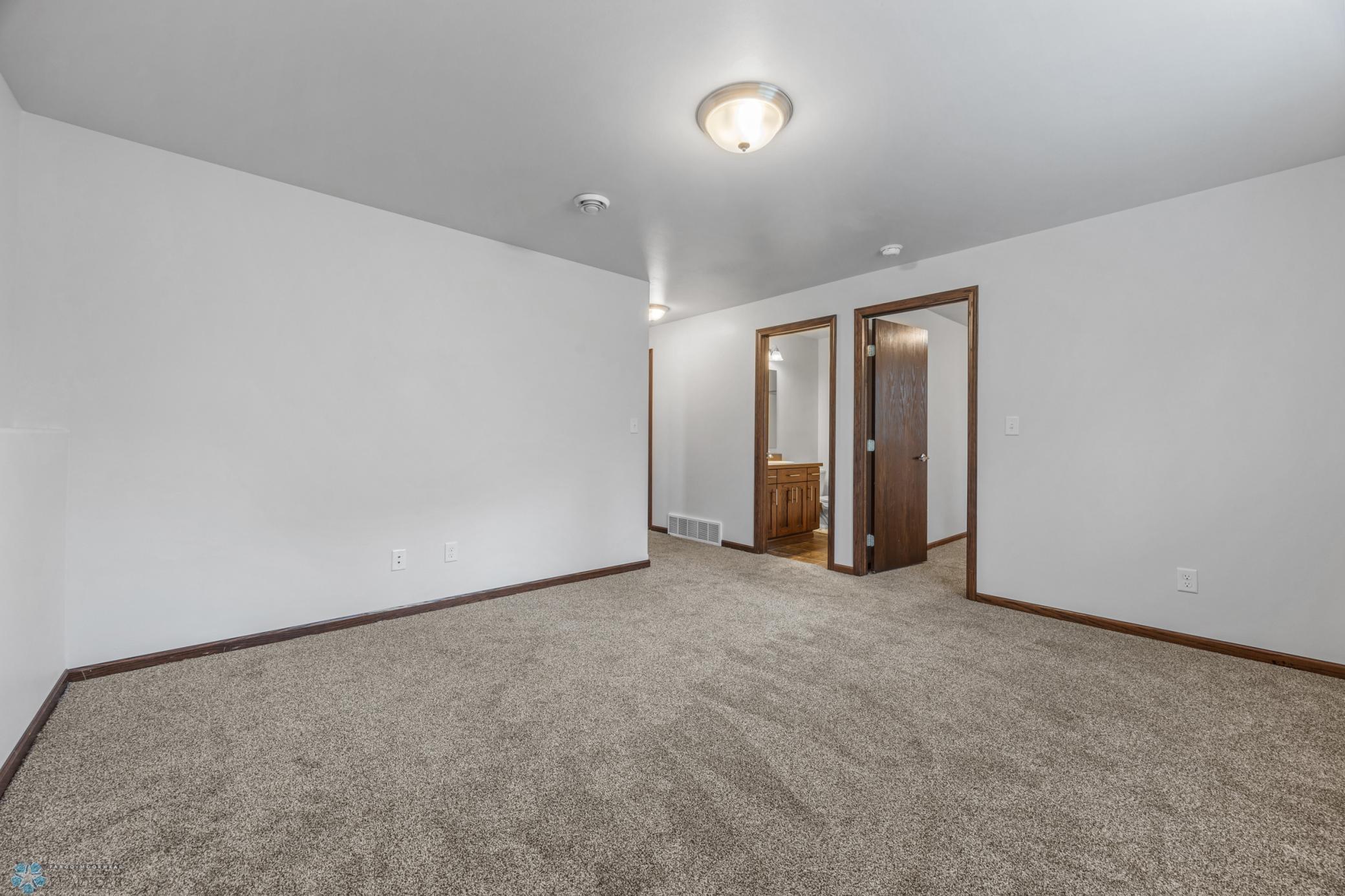 2239 35th St S Circle Moorhead, MN 56560 - Photo 17 of 24