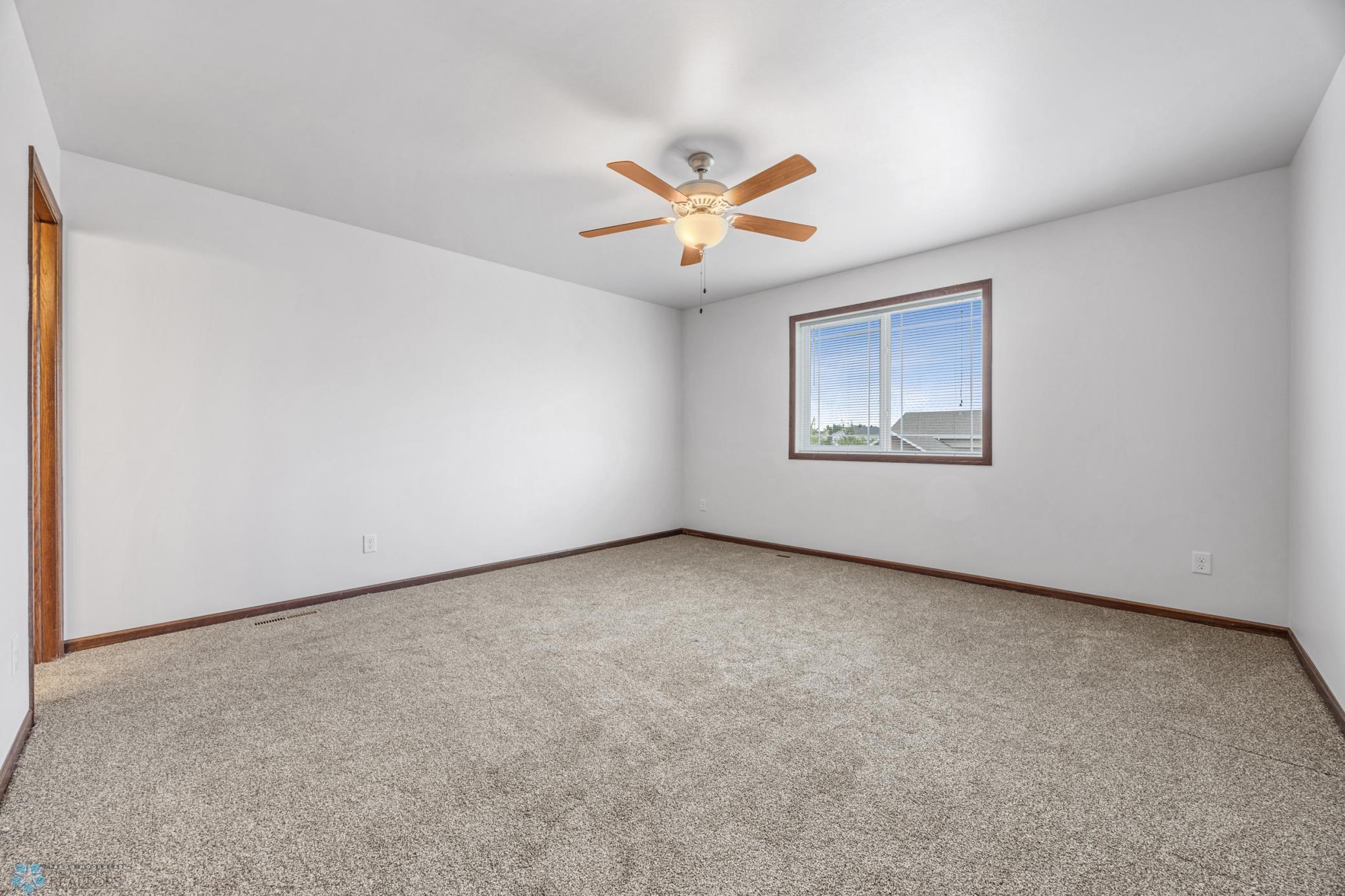 2239 35th St S Circle Moorhead, MN 56560 - Photo 10 of 24