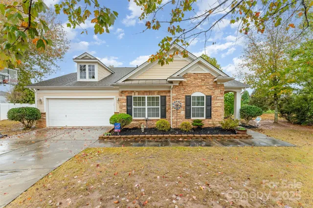 $515,000 | 721 Sandy Green Court, Fort Mill, SC 29715