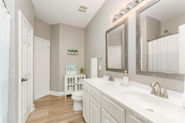 $515,000 | 721 Sandy Green Court, Fort Mill, SC 29715