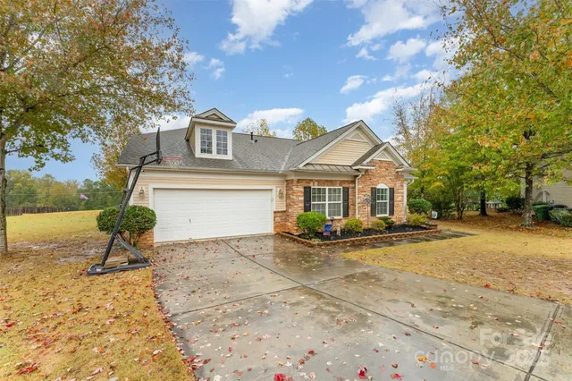 $515,000 | 721 Sandy Green Court, Fort Mill, SC 29715