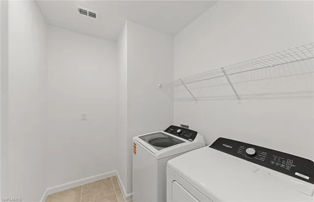 $341,020 | 1002 Caloosa Breeze Drive, LaBelle, FL 33935