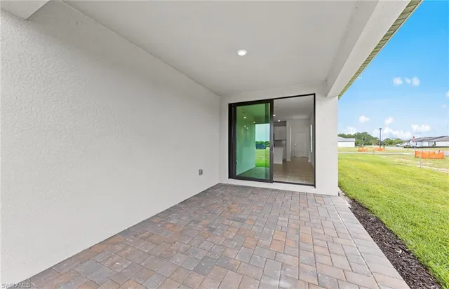 $341,020 | 1002 Caloosa Breeze Drive, LaBelle, FL 33935