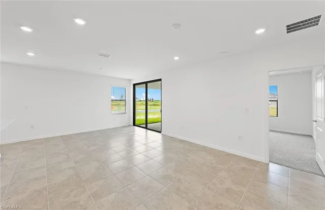 $341,020 | 1002 Caloosa Breeze Drive, LaBelle, FL 33935