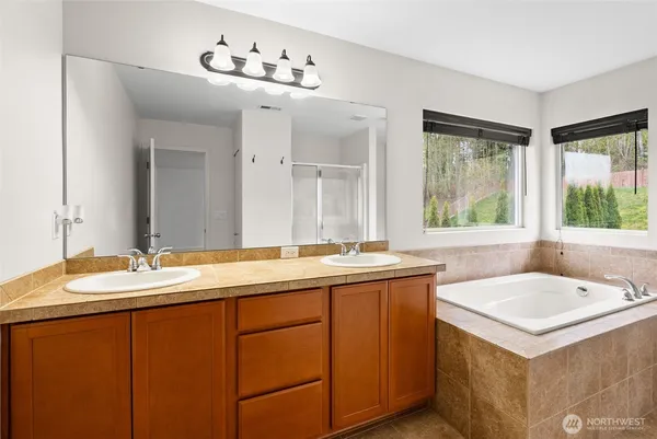 $695,000 | 6731 Charlotte Avenue Southeast, Auburn, WA 98092