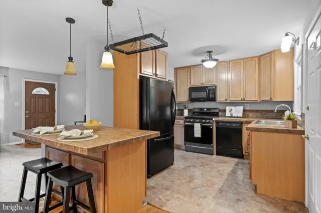 $369,900 | 7387 Gabriel Drive, Bryans Road, MD 20616