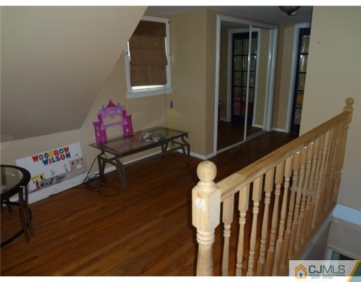 54 Wilcox Road New Brunswick, NJ 08901 - Photo 8 of 11 Gallery Image 8