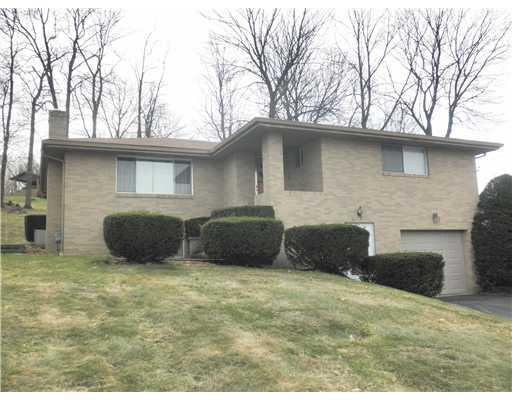 127 West McQuistion Road Butler, PA 16001 - Photo 1 of 13 Exterior Front.